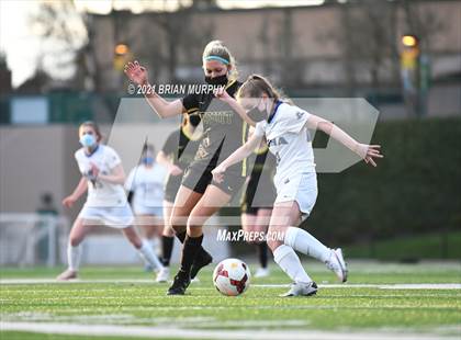 Thumbnail 1 in Aloha @ Jesuit photogallery.