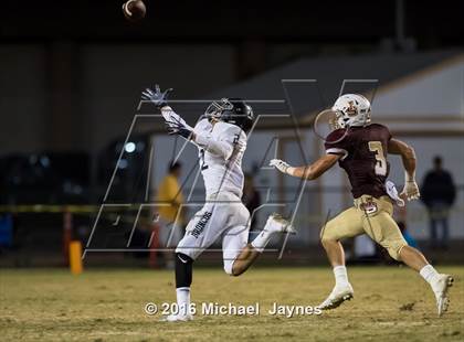 Thumbnail 1 in JSerra Catholic vs. Vista Murrieta photogallery.