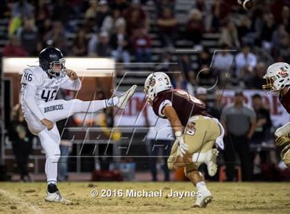 Thumbnail 3 in JSerra Catholic vs. Vista Murrieta photogallery.