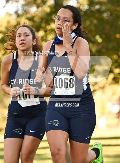 Thumbnail 2 in CFISD District Cross Country Meet photogallery.