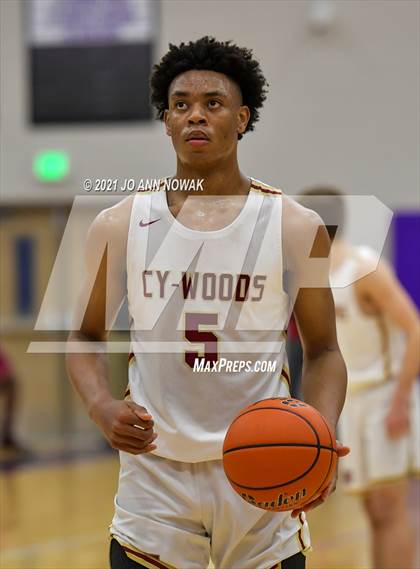 Thumbnail 1 in Cypress Woods vs. The Woodlands (UIL 6A Area Playoff) photogallery.