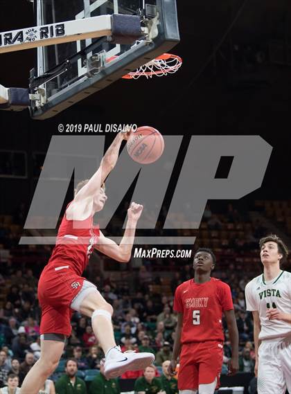 Thumbnail 2 in Mountain Vista vs. Smoky Hill (CHSAA 5A Great 8) photogallery.