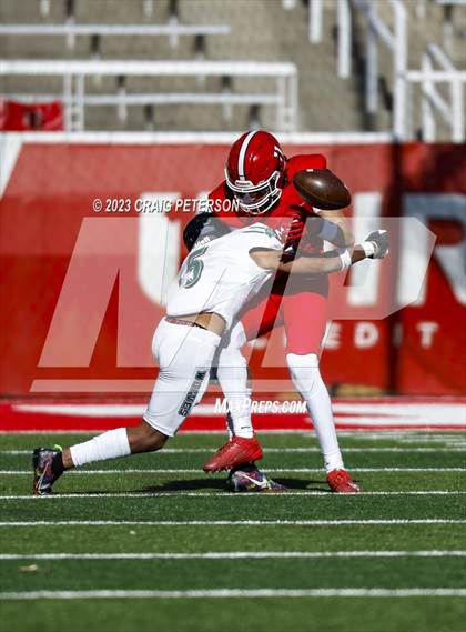 Thumbnail 2 in Crimson Cliffs vs Green Canyon (UHSAA 4A Final) photogallery.