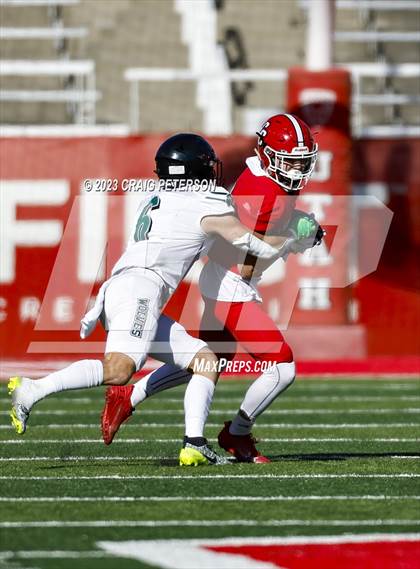 Thumbnail 2 in Crimson Cliffs vs Green Canyon (UHSAA 4A Final) photogallery.