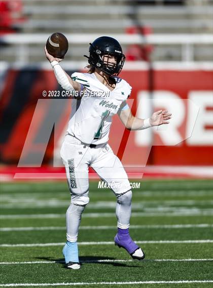 Thumbnail 2 in Crimson Cliffs vs Green Canyon (UHSAA 4A Final) photogallery.