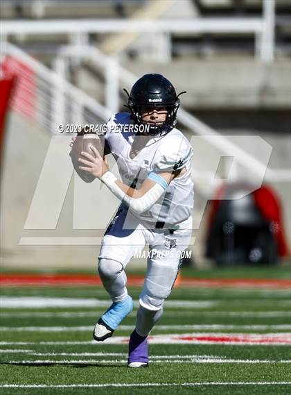 Thumbnail 1 in Crimson Cliffs vs Green Canyon (UHSAA 4A Final) photogallery.