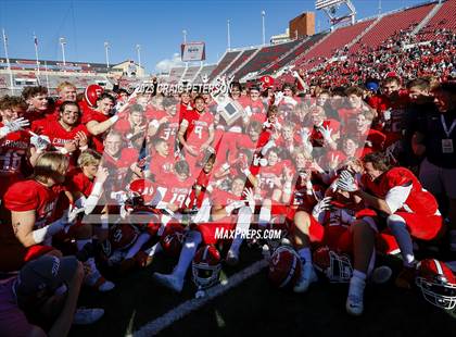 Thumbnail 1 in Crimson Cliffs vs Green Canyon (UHSAA 4A Final) photogallery.