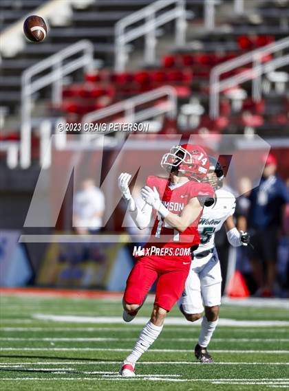 Thumbnail 2 in Crimson Cliffs vs Green Canyon (UHSAA 4A Final) photogallery.