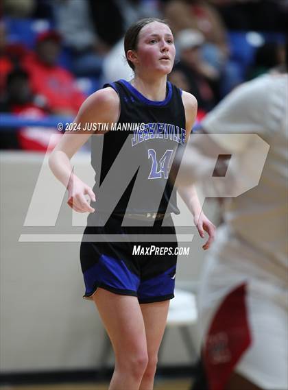 Thumbnail 2 in McGehee vs. Jessieville (AAA 3A-4 Regional Round 1) photogallery.