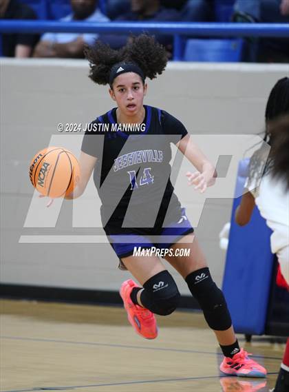 Thumbnail 2 in McGehee vs. Jessieville (AAA 3A-4 Regional Round 1) photogallery.