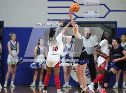 Thumbnail 2 in McGehee vs. Jessieville (AAA 3A-4 Regional Round 1) photogallery.
