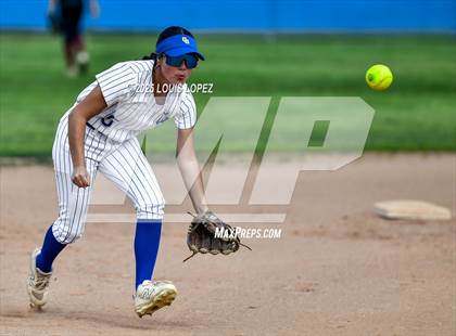 Thumbnail 3 in Wilson @ Charter Oak photogallery.