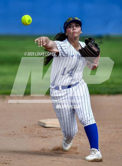 Thumbnail 2 in Wilson @ Charter Oak photogallery.