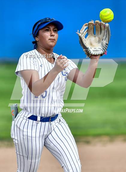 Thumbnail 3 in Wilson @ Charter Oak photogallery.