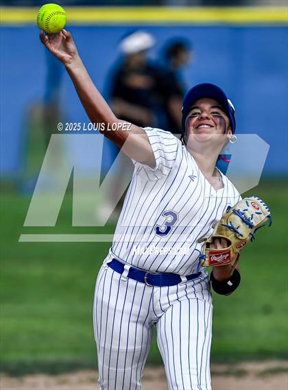 Thumbnail 3 in Wilson @ Charter Oak photogallery.