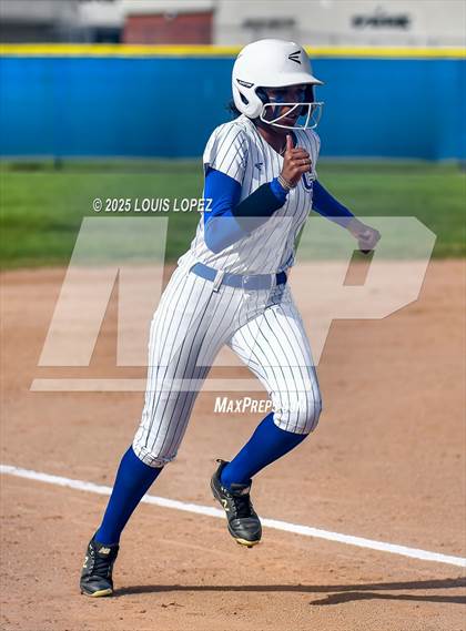 Thumbnail 2 in Wilson @ Charter Oak photogallery.