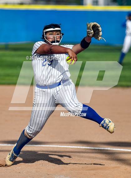 Thumbnail 3 in Wilson @ Charter Oak photogallery.