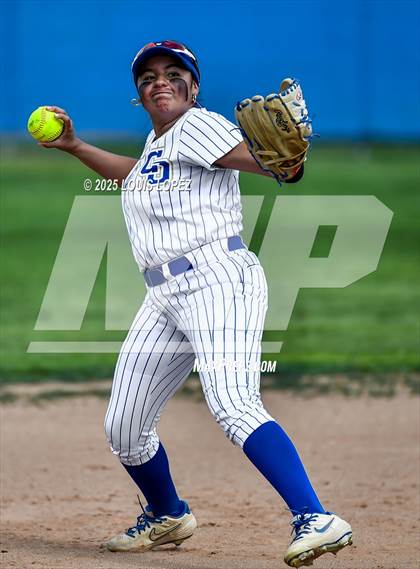 Thumbnail 2 in Wilson @ Charter Oak photogallery.