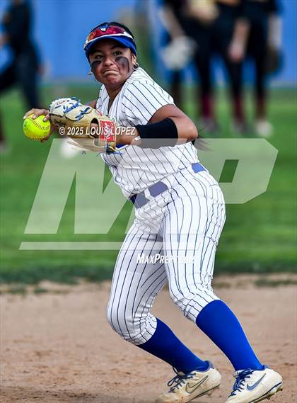 Thumbnail 3 in Wilson @ Charter Oak photogallery.