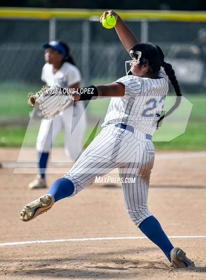 Thumbnail 3 in Wilson @ Charter Oak photogallery.