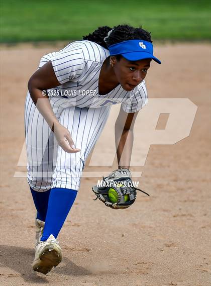 Thumbnail 1 in Wilson @ Charter Oak photogallery.