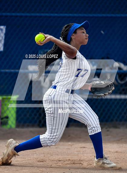 Thumbnail 1 in Wilson @ Charter Oak photogallery.