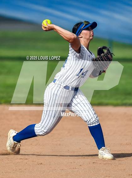 Thumbnail 1 in Wilson @ Charter Oak photogallery.