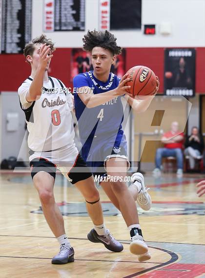 Thumbnail 2 in Sharpsville vs Rocky Grove (PIAA D10 2A QuarterFinal) photogallery.