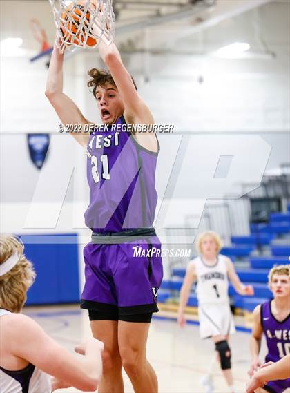 Thumbnail 1 in Discovery Canyon vs Arvada West (Boulder Valley Invitational) photogallery.