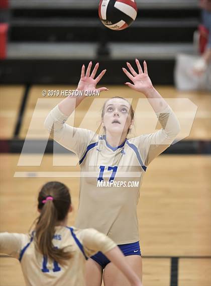 Thumbnail 1 in Santa Margarita Catholic @ JSerra photogallery.