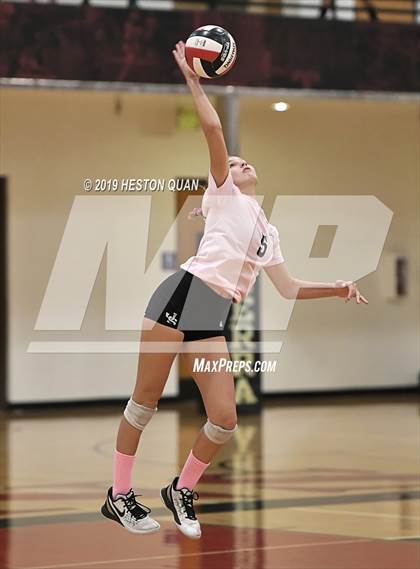 Thumbnail 3 in Santa Margarita Catholic @ JSerra photogallery.