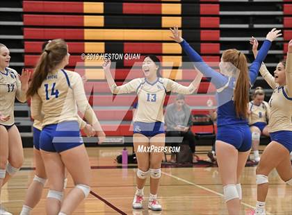 Thumbnail 3 in Santa Margarita Catholic @ JSerra photogallery.