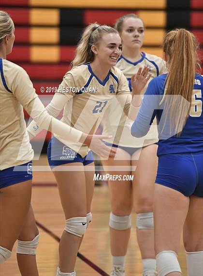 Thumbnail 1 in Santa Margarita Catholic @ JSerra photogallery.