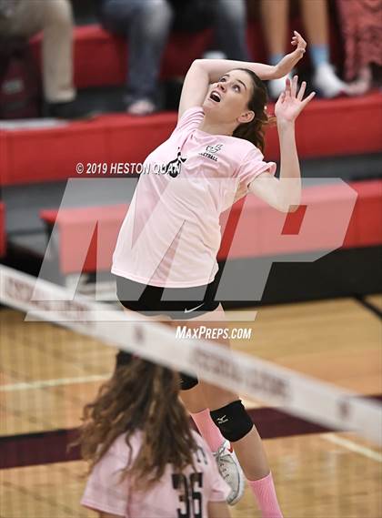 Thumbnail 2 in Santa Margarita Catholic @ JSerra photogallery.