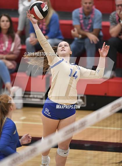 Thumbnail 3 in Santa Margarita Catholic @ JSerra photogallery.