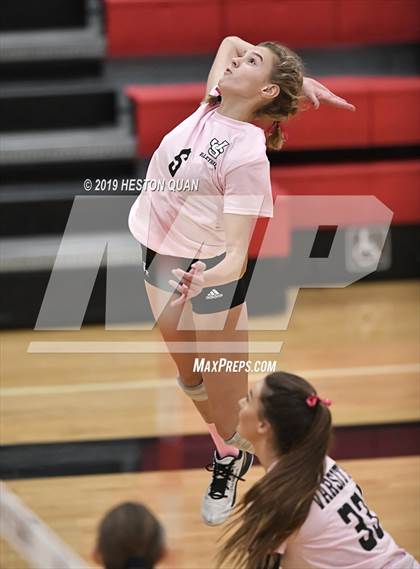 Thumbnail 3 in Santa Margarita Catholic @ JSerra photogallery.