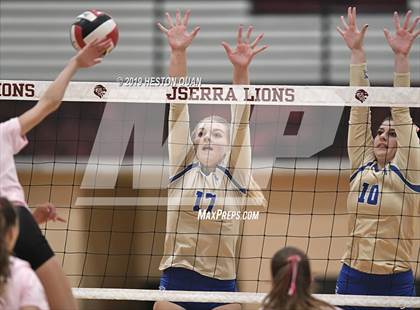 Thumbnail 2 in Santa Margarita Catholic @ JSerra photogallery.