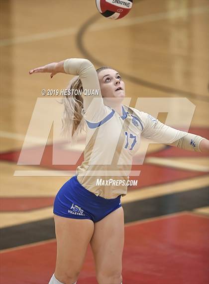Thumbnail 3 in Santa Margarita Catholic @ JSerra photogallery.
