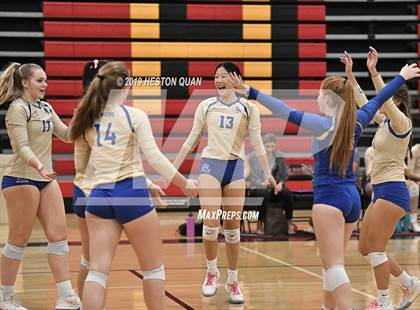Thumbnail 1 in Santa Margarita Catholic @ JSerra photogallery.