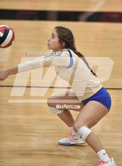 Thumbnail 1 in Santa Margarita Catholic @ JSerra photogallery.