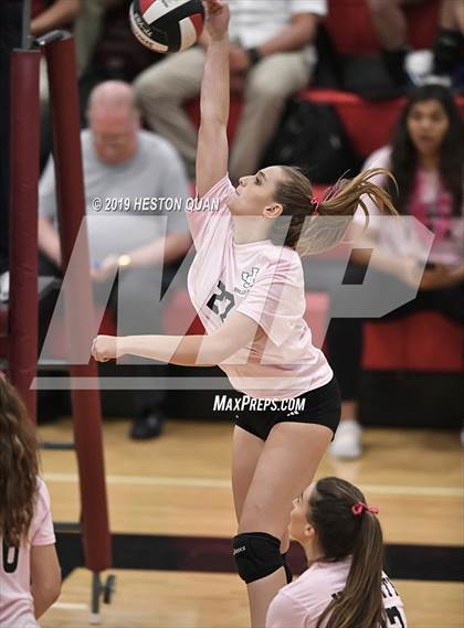Thumbnail 2 in Santa Margarita Catholic @ JSerra photogallery.