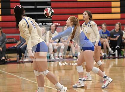 Thumbnail 2 in Santa Margarita Catholic @ JSerra photogallery.