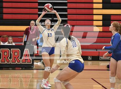 Thumbnail 2 in Santa Margarita Catholic @ JSerra photogallery.