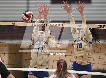 Thumbnail 3 in Santa Margarita Catholic @ JSerra photogallery.