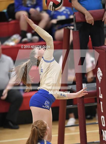 Thumbnail 2 in Santa Margarita Catholic @ JSerra photogallery.