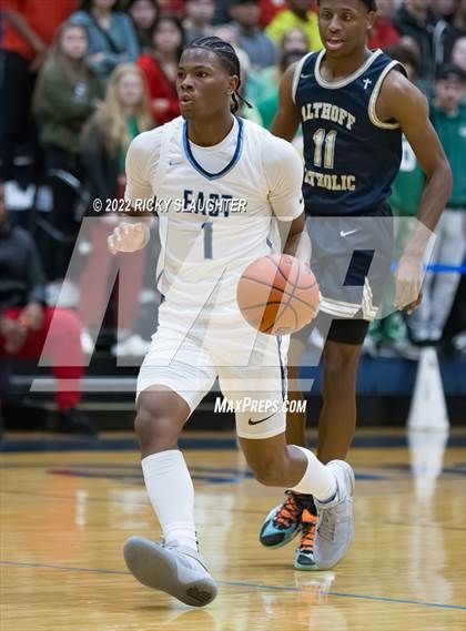 Thumbnail 2 in Althoff Catholic @ Belleville East photogallery.