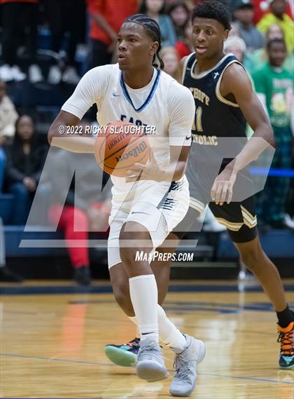 Thumbnail 1 in Althoff Catholic @ Belleville East photogallery.
