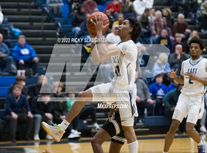 Thumbnail 1 in Althoff Catholic @ Belleville East photogallery.