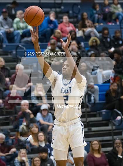 Thumbnail 1 in Althoff Catholic @ Belleville East photogallery.