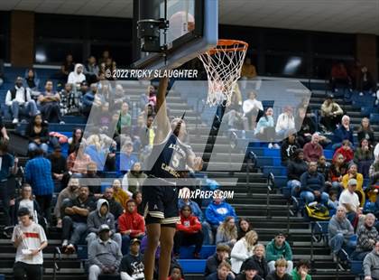 Thumbnail 3 in Althoff Catholic @ Belleville East photogallery.